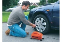 Black & Decker ASI 200 Mini Compressor Mini Compressor | 8,3 Bar | 12 Volt DC | + Toebehoren [ASI200] -Makita || Beta || Metabo Verkoopwinkel Black Decker ASI 200 Mini Compressor ASI200 ext 4