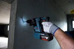 Bosch Professional GBH 18 V-26 F + GDE Accuboorhamer | 18V 6.0 Ah Li-Ion | +L-Boxx +Stofafzuiging [0.611.910.004] -Makita || Beta || Metabo Verkoopwinkel Bosch Blauw 0.611.910.004 GBH 18 V 26 F ext 6