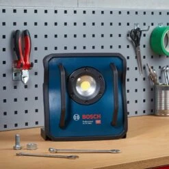 Bosch Professional GLI 18 V-4000 C Acculamp | 4.000 Lumen | 18V Li-Ion [0.601.446.800] -Makita || Beta || Metabo Verkoopwinkel Bosch Blauw GLI 18 V 4000 C 0.601.446.800 ext 4