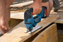 Bosch Professional GST 18V-LI B Solo Accu Decoupeerzaag | Beugel | 18 Volt | Solo | Doos [0.601.5A6.100] -Makita || Beta || Metabo Verkoopwinkel Bosch Blauw GST 18 V Li B 2x Accu 0.601.5A6.102 Beugelgreep ext 3