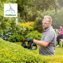 Bosch Tuingereedschap UniversalHedgeCut 60 Heggenschaar | 480 Watt | 600 Mm | ProSilence [0.600.8C0.703] -Makita || Beta || Metabo Verkoopwinkel Bosch Tuin UniversalHedgeCut 60 0.600.8C0.703 ext 6