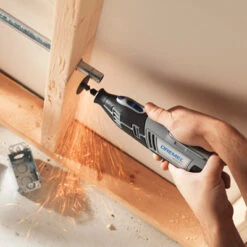 Dremel 8240-5/65 Multitool | 2x Accu 12V 2,0 Ah Li-Ion | 5 Hulpstuk + 65 Acc. [F.013.824.0JK] -Makita || Beta || Metabo Verkoopwinkel Dremel 8220 5 65 F.013.822.0JK ext 4