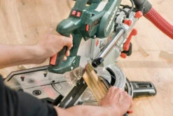 Metabo KGSV 72 Xact SYM Afkortzaag | 216 Mm | 1800 W | Interne Trekstangen | Hoekaanslag [612216000] -Makita || Beta || Metabo Verkoopwinkel Metabo KGSV 72 Xact SYM 612216000 ext 3