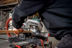 Metabo KGS 254 M + KSU 251 Afkortzaag | 254 Mm | 1800 Watt | PCL LED | +KSU 251 [691214000] -Makita || Beta || Metabo Verkoopwinkel Metabo KGS 254 M KSU 251 691214000 ext 4