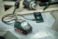 Metabo PA 14,4-18 LED-USB Accu Werklamp, Energiebron En Lader | 14,4 - 18 V Li-Ion | Basic [600288000] -Makita || Beta || Metabo Verkoopwinkel Metabo PA 144 18 LED USB 600288000 ext 2