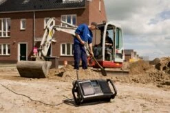 PerfectPro ROCKBULL Bouwradio | Digitaal | High Power | Aux Ingang [RB2] -Makita || Beta || Metabo Verkoopwinkel PerfectPro Rockbull BULL1 ext 3