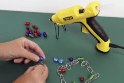 Stanley STHT6-70417 Lijmpistool | Snel | 90-150 Watt | 450 Gr/u | +Kop-mondstuk [Snel Lijmpistool] -Makita || Beta || Metabo Verkoopwinkel Stanley handgereedschap STHT6 70417 Snel Lijmpistool ext 4